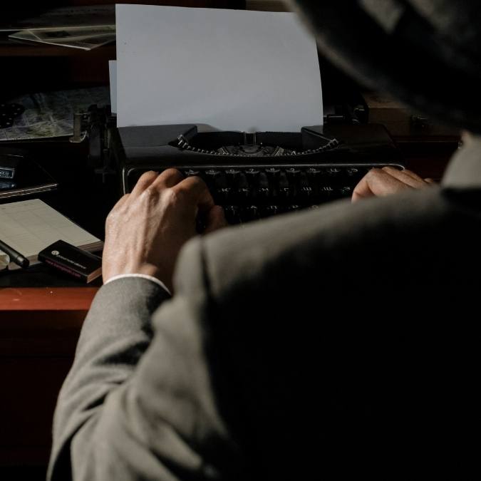 Detetive Particular em Lontra